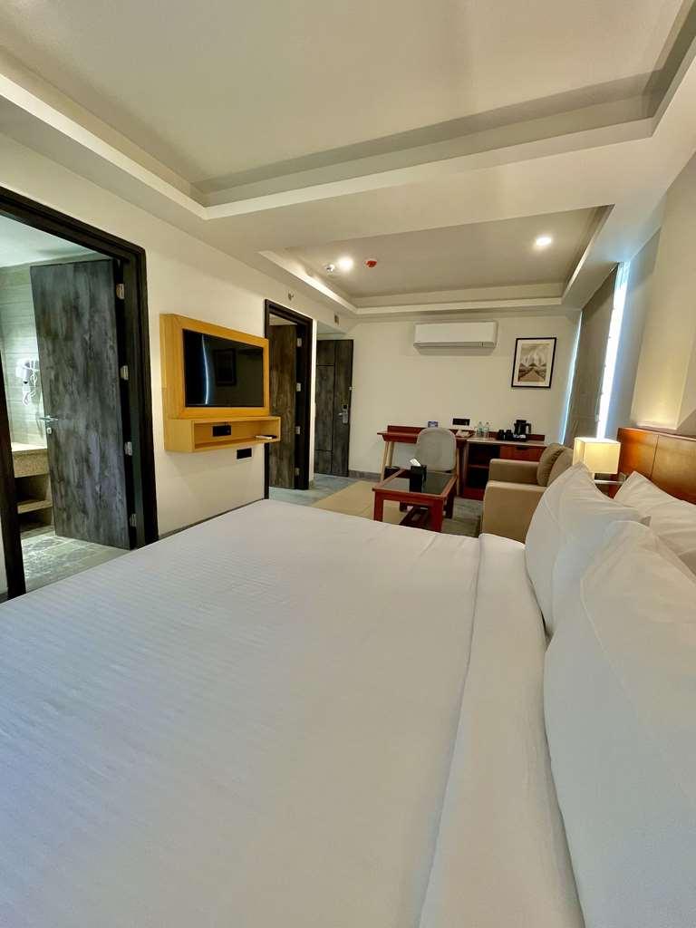 Best Western Maharani Bagh New Delhi Phòng bức ảnh