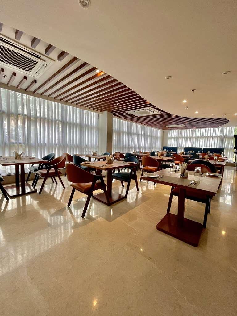 Best Western Maharani Bagh New Delhi Nhà hàng bức ảnh
