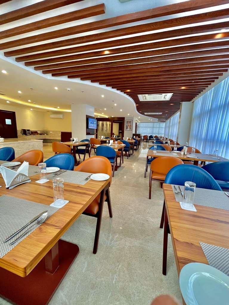 Best Western Maharani Bagh New Delhi Nhà hàng bức ảnh